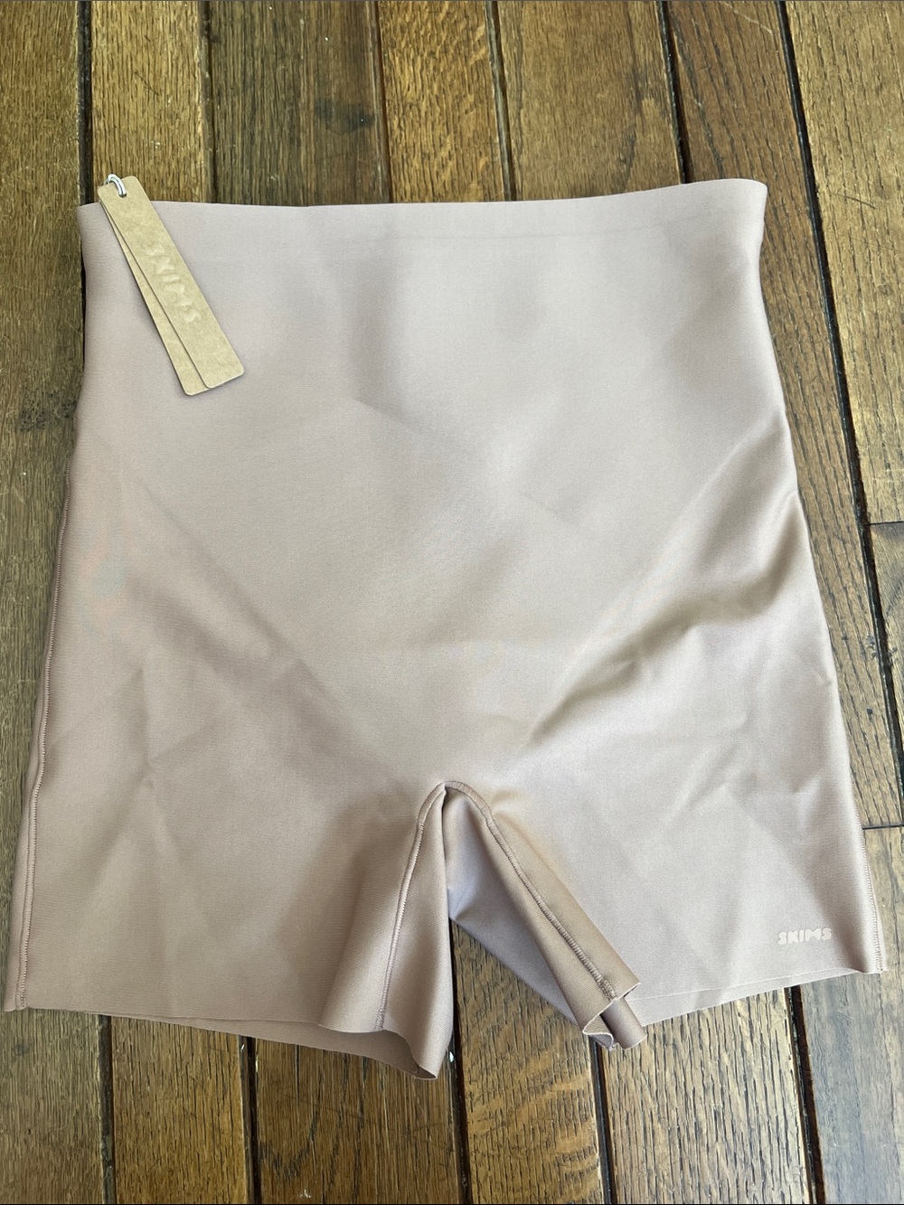SKIMS Sienna Skims Body Core Sculpt Shortie Size Medium NWT